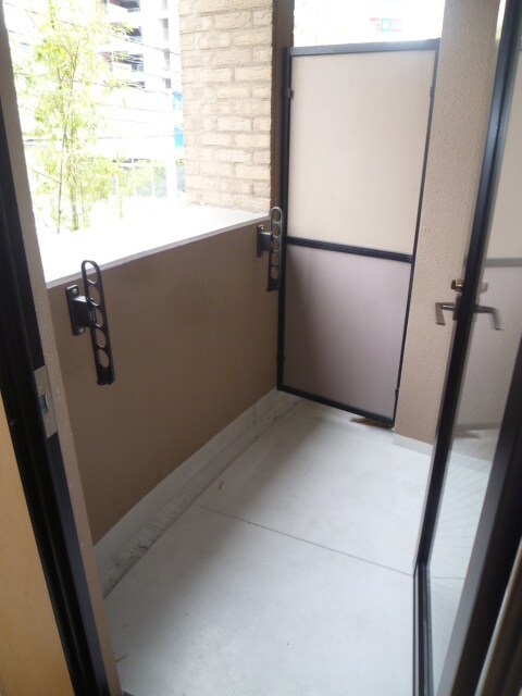 物件内観写真13　(ベランダ・バルコニー)