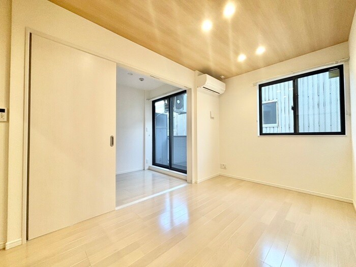 物件内観写真7　(居室)