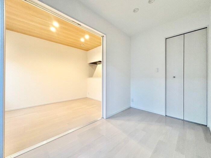 物件内観写真11　(居室)