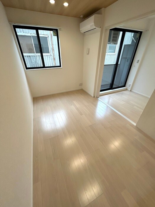 物件内観写真12　(居室)