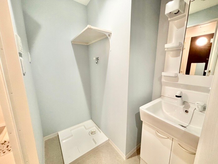 物件内観写真17　(洗濯機置場)