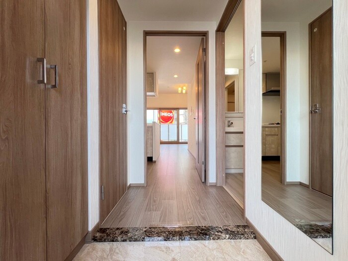 物件内観写真8　(廊下)