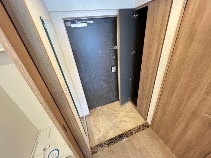 物件内観写真9　(靴箱)