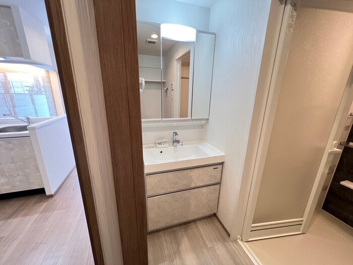 物件内観写真12　(洗面)