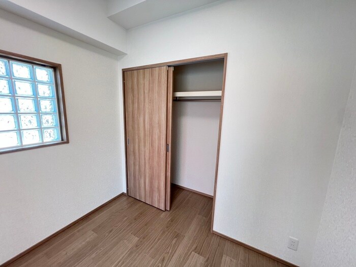 物件内観写真16　(収納)