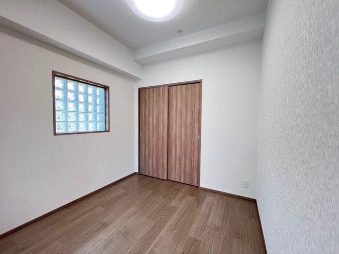 物件内観写真18　(居室)