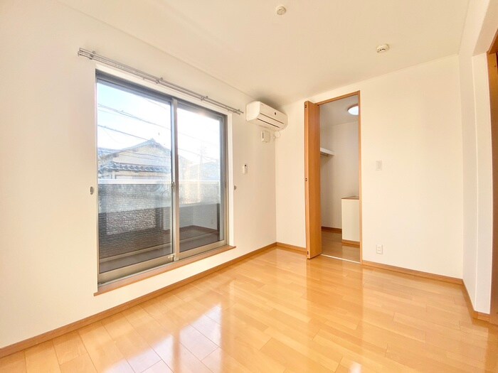 物件内観写真12　(居室)