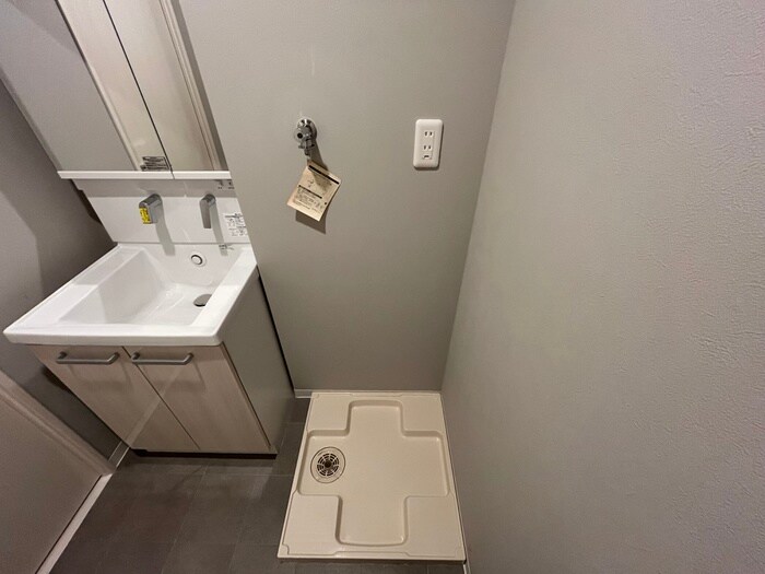 物件内観写真14　(洗濯機置場)