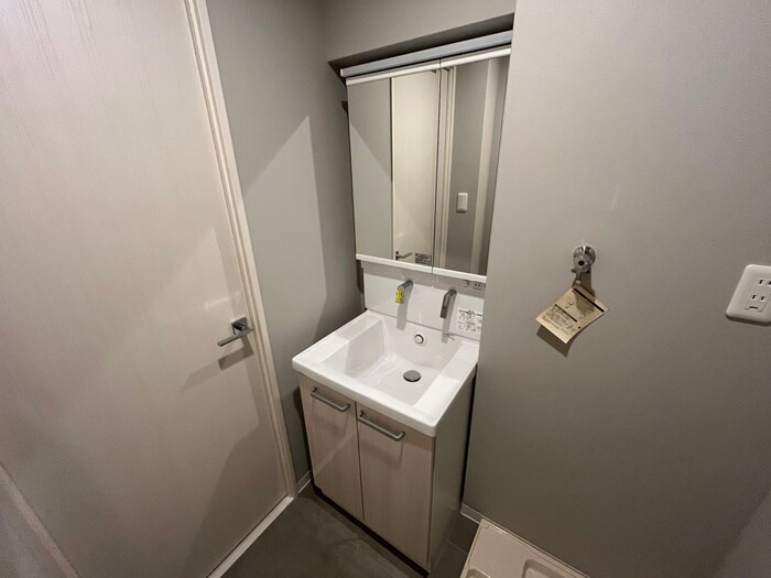 物件内観写真16　(洗面)