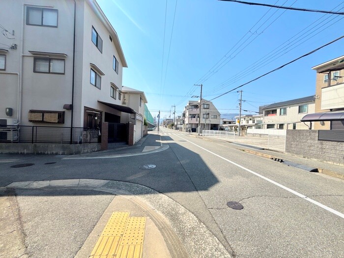 物件外観写真6　(周辺環境)