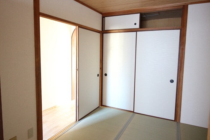 物件内観写真16　(居室)