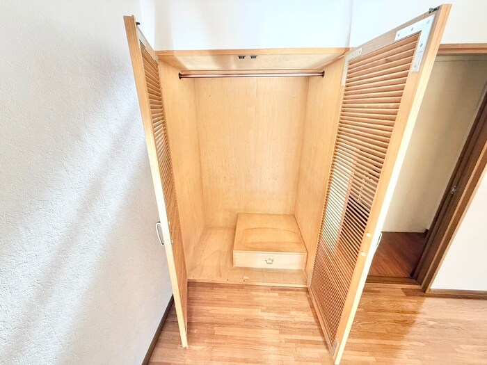 物件内観写真15　(収納)