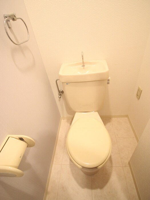 物件内観写真10　(トイレ)