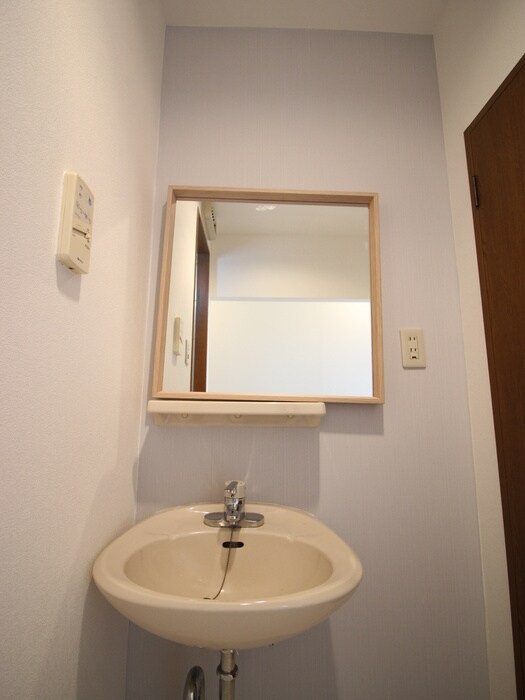 物件内観写真11　(洗面)