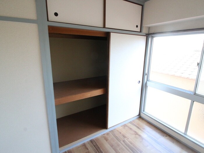 物件内観写真10　(収納)