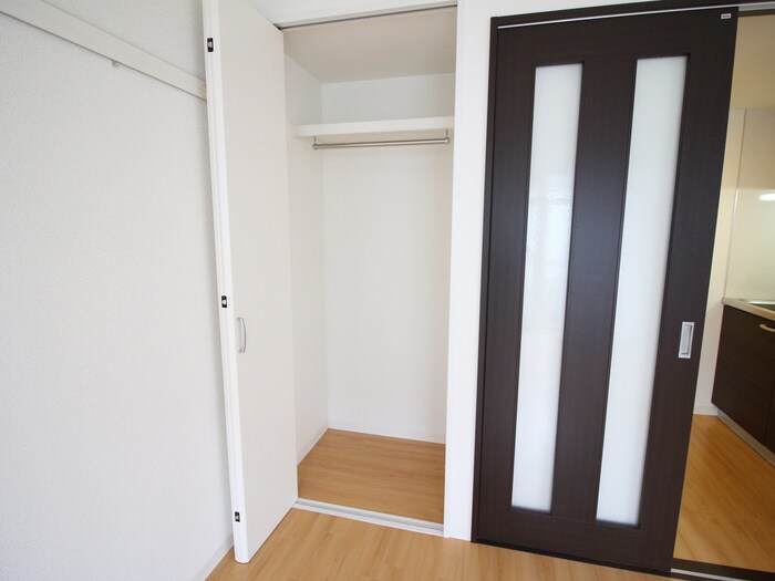 物件内観写真16　(収納)