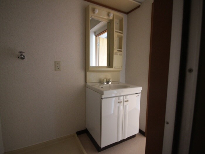 物件内観写真16　(洗面)