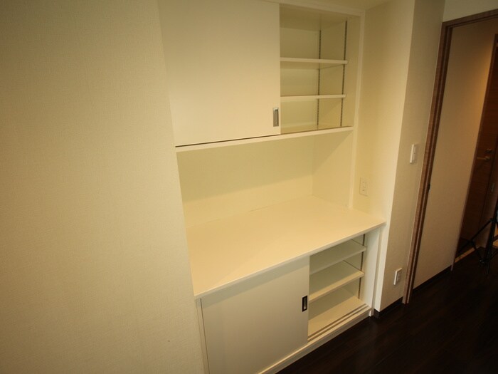 物件内観写真15　(収納)