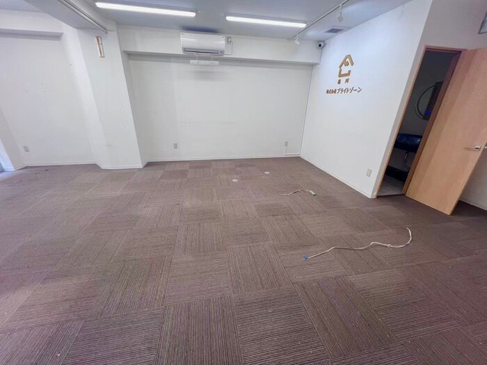 物件内観写真6　(居室)