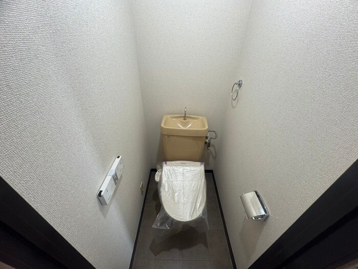 物件内観写真10　(トイレ)