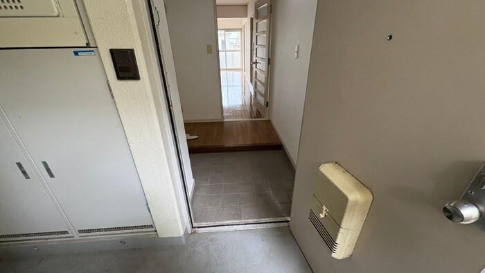 物件内観写真20　(玄関)
