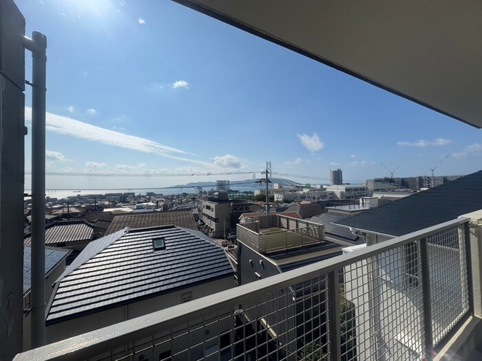 物件内観写真22　(室内からの展望)