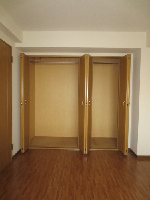 物件内観写真11　(収納)