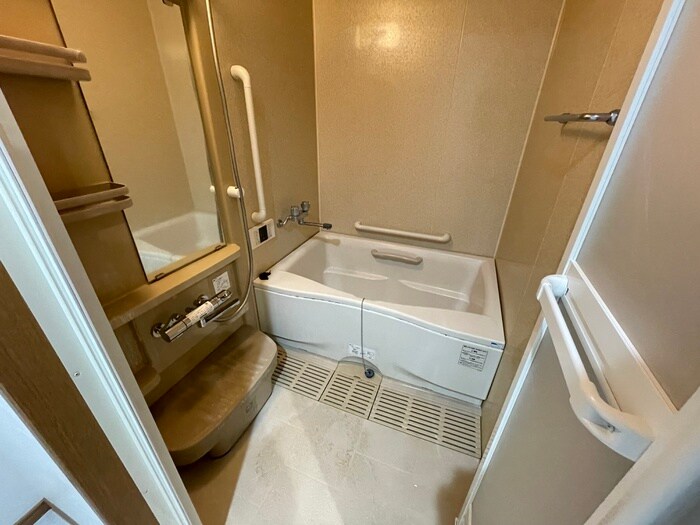 物件内観写真11　(バス／シャワールーム等)