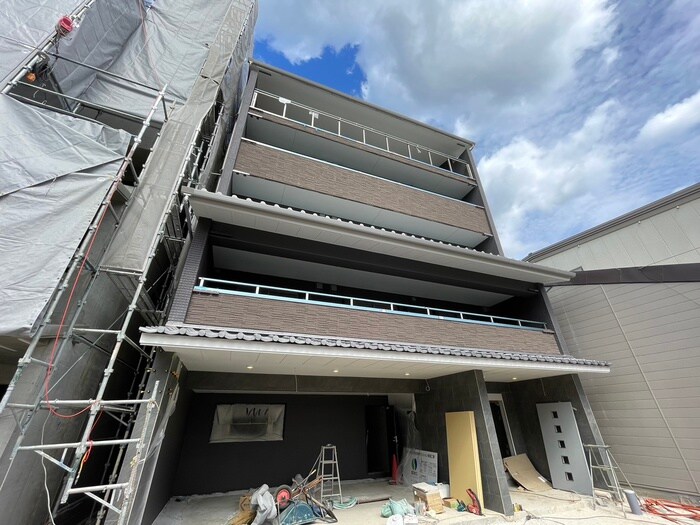 物件外観写真2　(建築中)