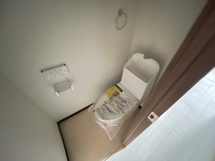 物件内観写真11　(トイレ)