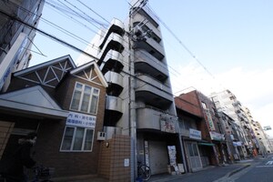 ビィバ丸太町外観写真