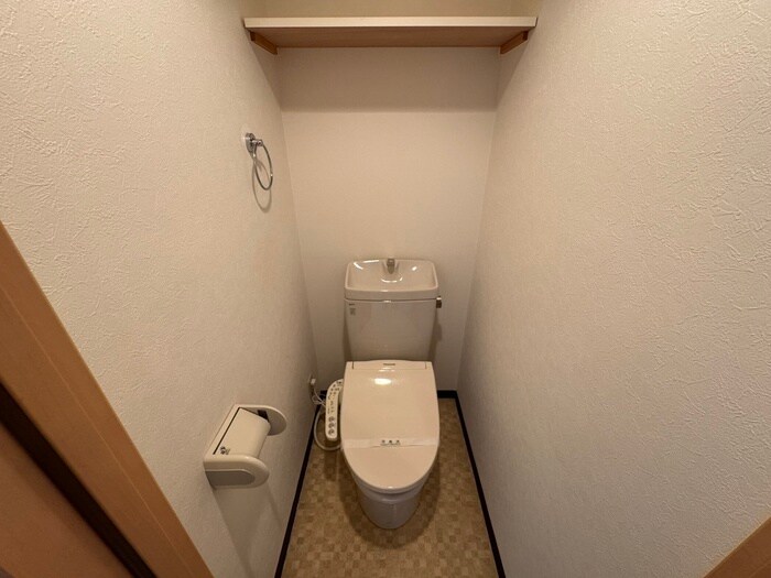 物件内観写真10　(トイレ)