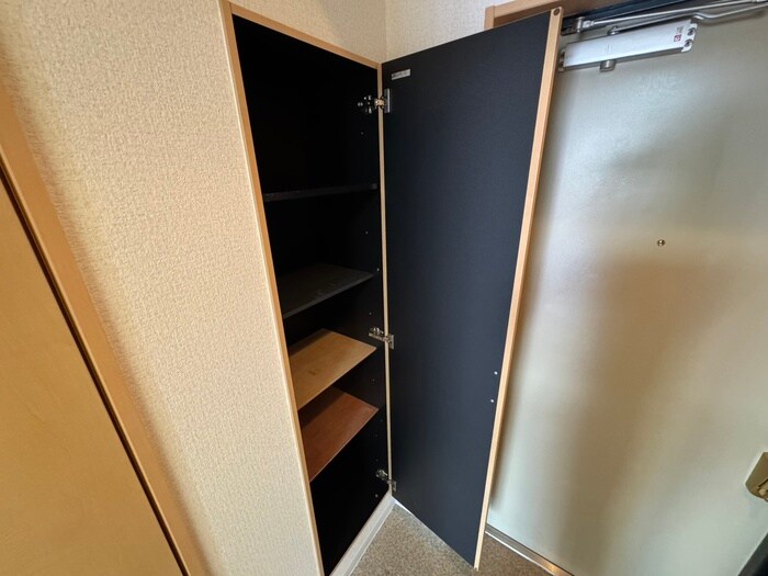 物件内観写真16　(靴箱)