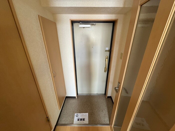 物件内観写真20　(玄関)
