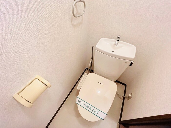 物件内観写真11　(トイレ)