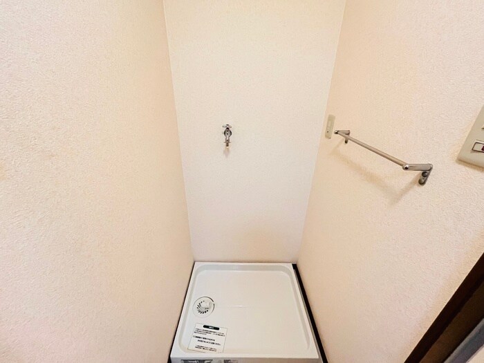 物件内観写真17　(洗濯機置場)