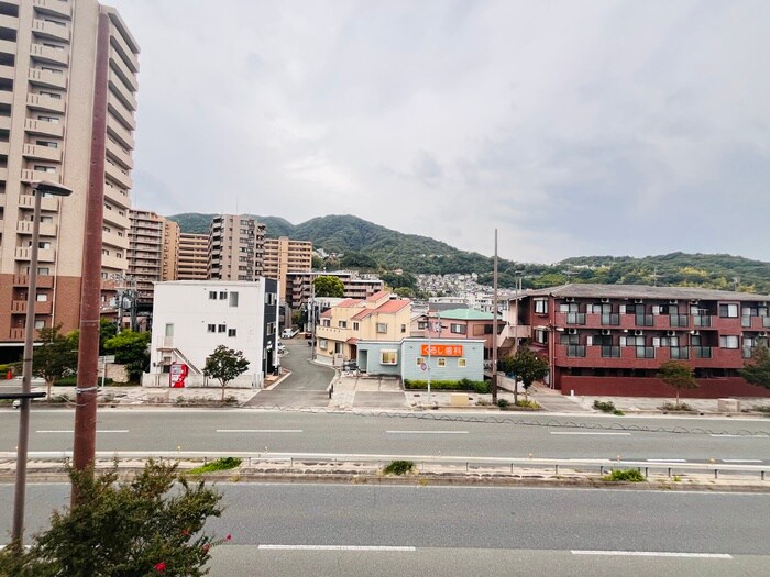 物件内観写真17　(室内からの展望)