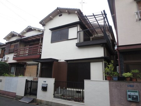 大東市泉町２丁目貸家外観写真