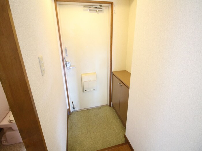 物件内観写真17　(玄関)