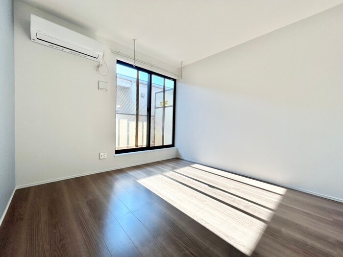 物件内観写真7　(居室)