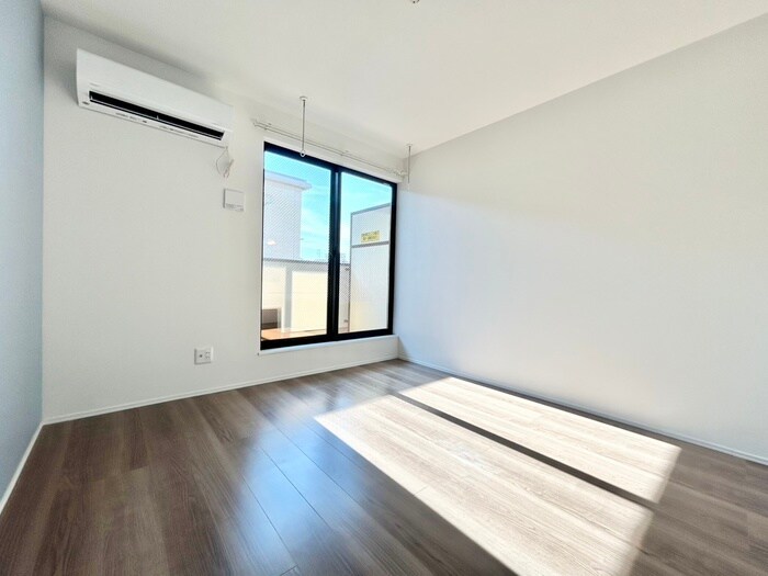 物件内観写真7　(居室)