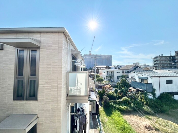 物件内観写真17　(室内からの展望)