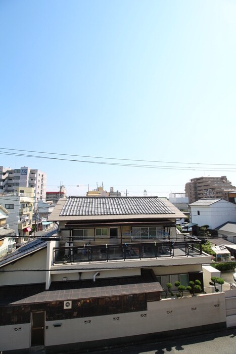 物件内観写真16　(室内からの展望)