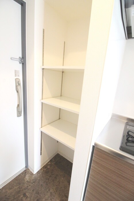 物件内観写真15　(収納)