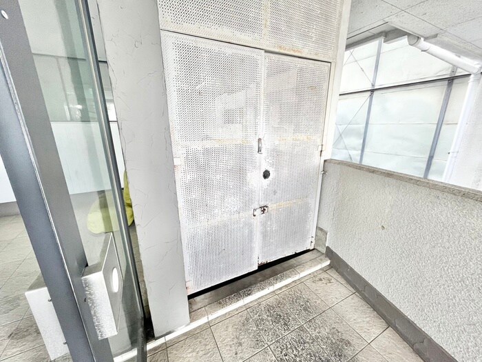 物件外観写真4　(建物設備)