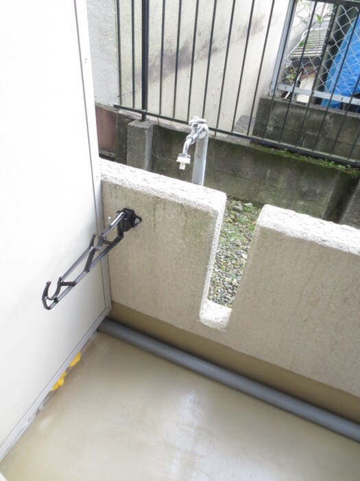 物件内観写真15　(洗濯機置場)