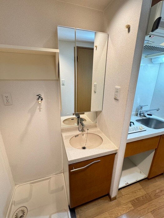 物件内観写真10　(洗面)