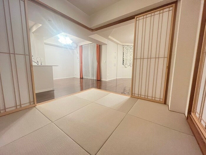 物件内観写真8　(居室)