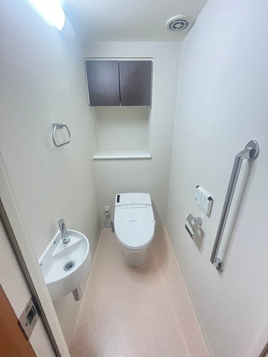 物件内観写真13　(トイレ)