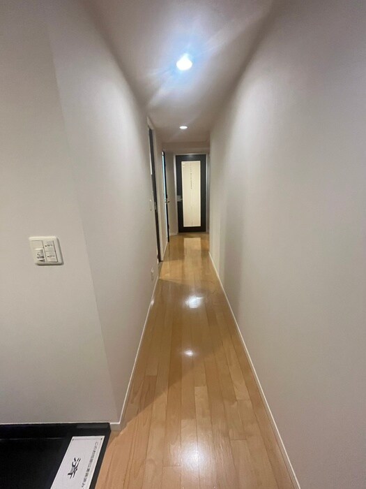 物件内観写真21　(廊下)